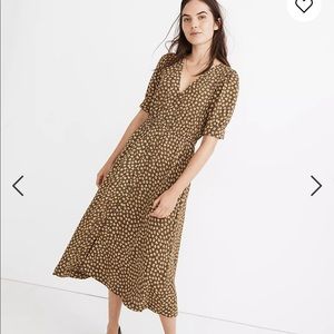 Madewell button cuff midi in woodcut flowers